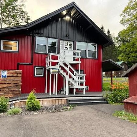 Ferienwohnung Froggy Goggle Barn Marathon Exterior foto
